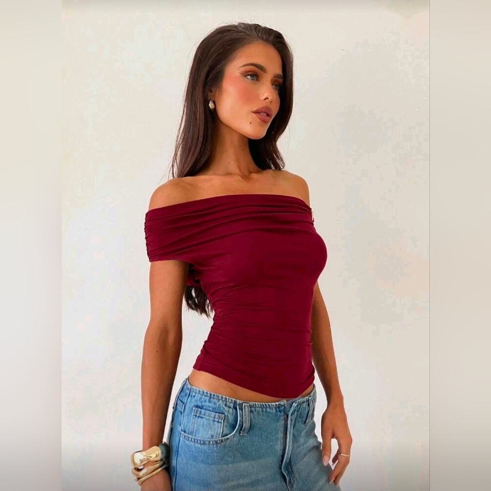 Aloruh Solid Color Pleated Fitted Off Shoulder Elegant Top - Picture 7 of 8